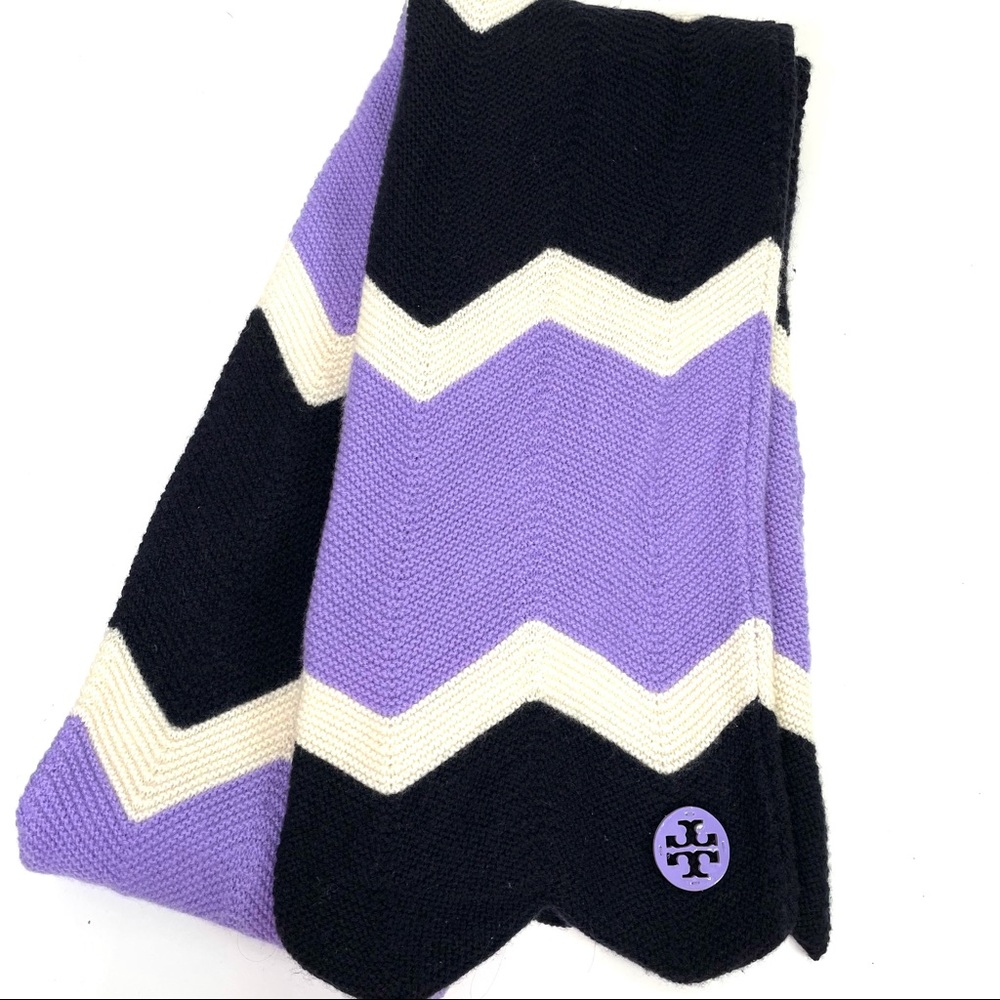💜TORY BURCH Knit Chevron Scarf Purple Black